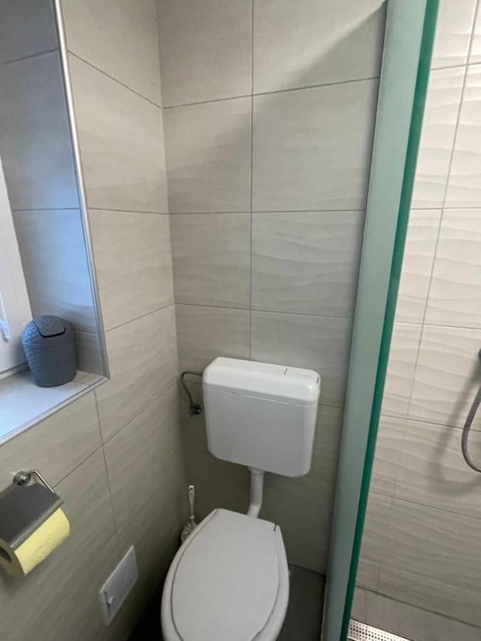 Heni Apartment Бюк Экстерьер фото