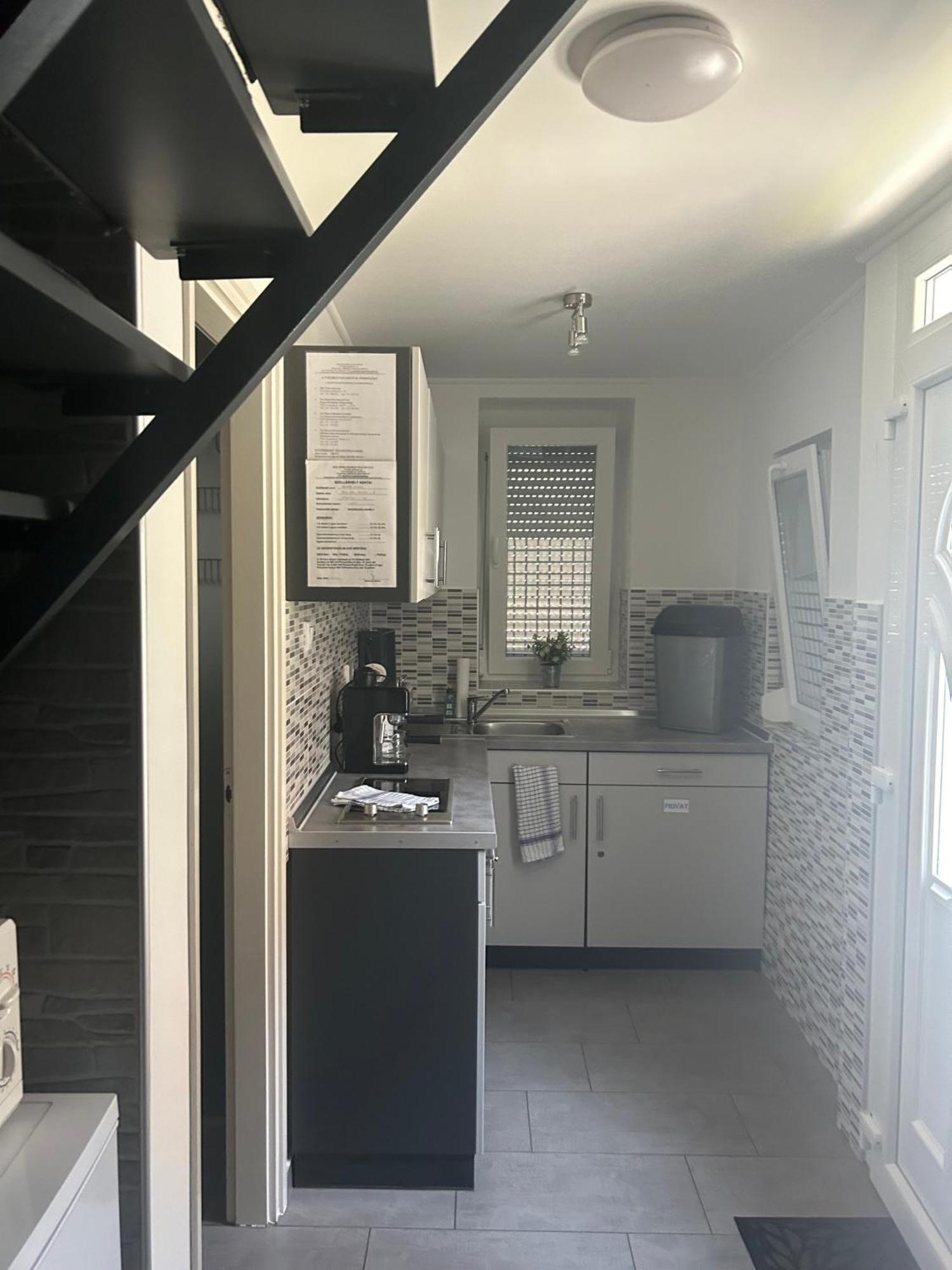 Heni Apartment Бюк Экстерьер фото