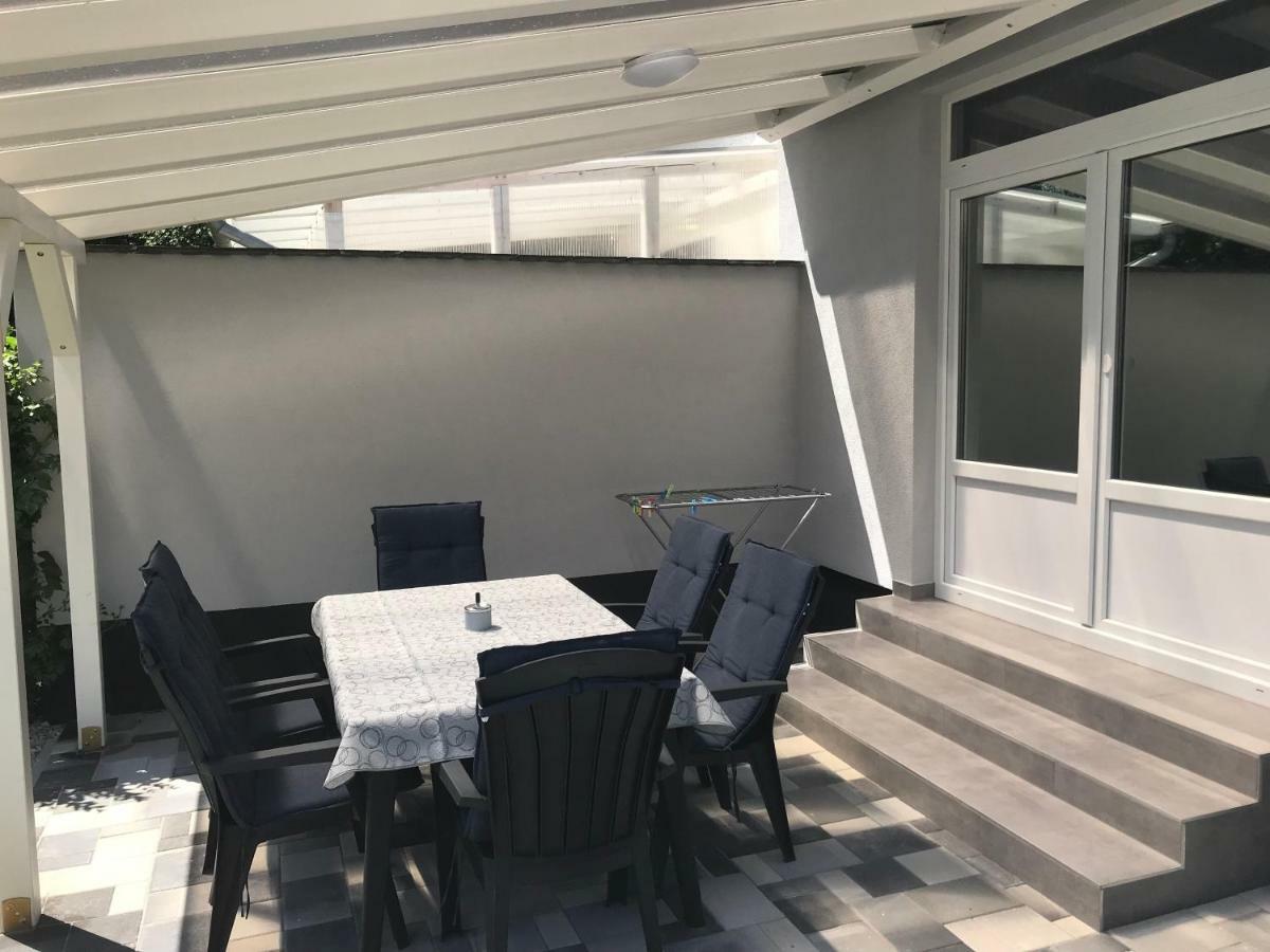 Heni Apartment Бюк Экстерьер фото